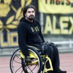 «Κέντρο, τους έχουμε βάλει σε όχημα» – Αστυνομικοί απεγκλωβίζουν πολίτες από τα πύρινα μέτωπα στην Αττική