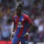 «Έκανα ντουζ στις ντουζιέρες στη θάλασσα» λέει ο δάσκαλος στη Ρόδο που έμενε στο αυτοκίνητό του λόγω των ενοικίων-«φωτιά»