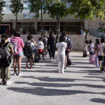 Το Safe Roads project της Hellas Direct ταξίδεψε στην Κάλυμνο κι έβαψε διαβάσεις στα σχολεία του νησιού