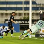 Ρόδος: Προσάραξε τουριστικό με 28 επιβάτες