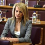 Από ευνοϊκότερο έδαφος ξεκινά το 2025 για την ελληνική οικονομία και τον προϋπολογισμό