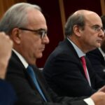 Ο Έλον Μασκ σχολιάζει έκπληκτος την υπογεννητικότητα στην Ελλάδα – Έως το 2070 ο πληθυσμός θα έχει συρρικνωθεί 25%