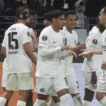 Ανεξέλεγκτη η φωτιά στο Ξυλόκαστρο: Εκκενώθηκαν χωριά, μηνύματα του 112 – Κάηκε πυροσβεστικό όχημα, έκτακτη σύσκεψη Κικίλια