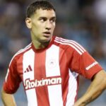 Εξάρχεια: Ομαδική επίθεση με μολότοφ κατά αστυνομικών – Προσαγωγές