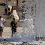 Eurobank: Σε φάση επέκτασης η ελληνική οικονομία – Εντείνονται τα εξωγενή ρίσκα