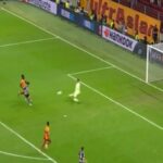 Γαλατασαράι – ΠΑΟΚ: Οι σωτήριες επεμβάσεις του Κοτάρσκι στις τελικές των Οσιμέν – Σάρα