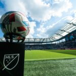 Απίστευτες εικόνες από τη σύγκρουση τρένου με πεσμένα δέντρα στη γραμμή Χαλκίδας – Αθήνας