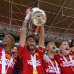 Κηφισιά: Επεισοδιακή καταδίωξη με 2 συλλήψεις – Όχημα κατέληξε σε προαύλιο οικοδομής, τραυματίστηκε πολίτης (εικόνες)