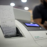 Συνεχίζεται η μάχη με διάσπαρτες εστίες στο Γεράκι Ηλείας – Ισχυρές πυροσβεστικές δυνάμεις στο σημείο