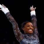 Γλυφάδα: 10 άτομα τραυμάτισαν με κατσαβίδι 21χρονο