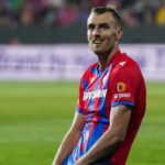 «Η Σιδηρά Κυρία είχε μια καρδιά τόσο ζεστή που έλιωνε και σίδερα»: Συγκίνησε ο επικήδειος του βαφτισιμιού της Βάσως Παπανδρέου