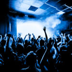 Έντρικ: Αχώριστος με την σύζυγό του μέσα στη σάουνα