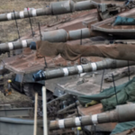 Ντε Γκίντος: Εμμένει στην ελπίδα για ανάκαμψη της οικονομίας – Κάζακς: