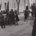 Παρί: Οπαδοί της ομάδας υποδέχθηκαν τους θριαμβευτές της Μασσαλίας, κάνοντας τη νύχτα μέρα