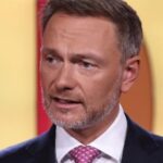 Στα 950 ευρώ ο κατώτατος μισθός το 2027 – Πώς θα υπολογίζεται η αύξησή του τα επόμενα χρόνια