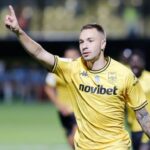 Η Νέα Σάντα γιόρτασε έναν αιώνα ζωής με την ευλογία της ιερής εικόνας της Παναγίας Σουμελά