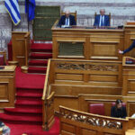 Τα Starbucks σε κρίση: Μείωση εσόδων και κερδών – Οι πρώτες δυσκολίες για τον νέο CEO