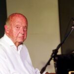 Ο Εμμανουηλίδης πέτυχε υπέροχο γκολ και έφτασε τα 18 στην καριέρα του στη Βέιλε