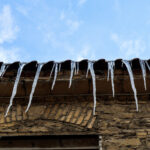 Πότε καταβάλλονται επιδόματα και δώρο Χριστουγέννων