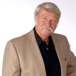 Πορεία Πολυτεχνείου: Φοιτητές του ΕΚΠΑ αφιερώνουν στον λαό της Παλαιστίνης το «Πότε θα κάνει ξαστεριά»