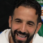 Έκρηξη στους Αμπελόκηπους: Μάσκες, όπλα και σχεδιαγράμματα βρήκε η Αντιτρομοκρατική στο διαμέρισμα – Δείτε φωτογραφίες