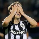 O φωτορεπόρτερ που «απλά έκανε την δουλειά του» στο Πολυτεχνείο – «Ο Έλληνας έχει στο DNA του την αντίσταση»