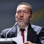 Σταϊκούρας: Πώς θα λυθεί το κυκλοφοριακό πρόβλημα στον Κηφισό – 950 νέα λεωφορεία στους δρόμους της Αττικής