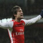 ΠΑΟΚ: Το Όλντ Τράφορντ που έγινε Τούμπα και το μπλουζάκι “Λουτσέσκου”