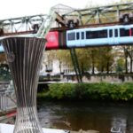 Ένωση Ανταποκριτών Ξένου Τύπου: Καταδικάζει την κράτηση δημοσιογράφου που κάλυπτε τη διαμαρτυρία εποχικών πυροσβεστών