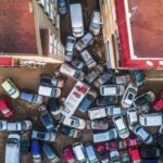 Συγκλονιστικά πλάνα από το τροχαίο στη Μεσογείων με την παράσυρση του 12χρονου με πατίνι – Περαστικοί προσφέρουν τις πρώτες βοήθειες