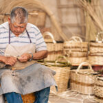 Πότε πέφτουν Black Friday και Cyber Monday: Ένας στους δύο σχεδιάζει να κάνει αγορές