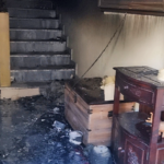 Καρέ καρέ η δράση 4 ατόμων που «γκρέμιζαν» σταθμευμένες μηχανές και έσπαγαν καθρέφτες αυτοκινήτων στη Λιοσίων