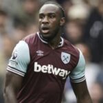 Πλημμύρισαν οι δρόμοι στη Θεσσαλονίκη – Παραμονή Πρωτοχρονιάς με ψησταριές, μουσική και γλέντι