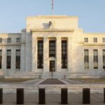 Δραστική μείωση του κενού ΦΠΑ στην Ελλάδα – Έπεσε κατά περισσότερες από 9 μονάδες μεταξύ 2019 και 2022