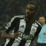 Μπρέντφορντ – Νότιγχαμ 0-2: Ασταμάτητοι οι κόκκινοι με Ελάνγκα και Άινα, άλωσαν το Λονδίνο και ανέβηκαν στην 3η θέση