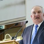 Υποχώρηση της επιχειρηματικής δραστηριότητας στην ευρωζώνη τον Δεκέμβριο, σύμφωνα με τον δείκτη PMI