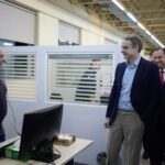 Σαν σήμερα 1 Ιανουαρίου: Ο ΦΠΑ μπαίνει, για τα καλά, στη ζωή των Ελλήνων