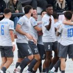 Φλικ για την τιμωρία δύο αγωνιστικών: “Ας πιώ λίγο νερό πριν απαντήσω”