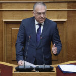 Τροπολογία για τις τραπεζικές χρεώσεις και τα επιτόκια δανείων κατέθεσε το ΠΑΣΟΚ