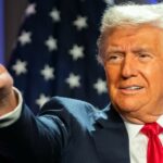 Το… χριστουγεννιάτικο τρακτέρ που μαγνητίζει τα βλέμματα στην Εύβοια