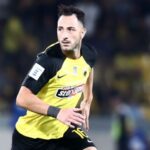 Γιουβέντους – Φιορεντίνα: Οπαδοί των βιόλα έκαναν ρατσιστική επίθεση στον Βλάχοβιτς, ολιγόλεπτη διακοπή στο ματς