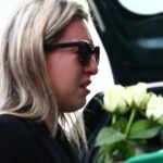 Ρίγη συγκίνησης για τον Μίμη Δομάζο: Η σορός του “Στρατηγού” έξω από τη Λεωφόρο, στα μεγάφωνα ο ύμνος του Παναθηναϊκού