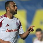 Cook (Fed): Να προχωρήσουμε με μεγαλύτερη προσοχή στις επιτοκιακές μειώσεις