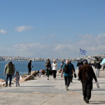 Ανοιχτά τα καταστήματα σήμερα, Κυριακή: Το ωράριό τους και τι ισχύει με τα σούπερ μάρκετ