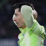 Επίθεση με μάρμαρο σε λεωφορείο: «Είδα το τζάμι να σπάει κι ευτυχώς με έξυσε λίγο στο κεφάλι», λέει ο 19χρονος τραυματίας
