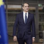 Τα πρωτοσέλιδα του κυριακάτικου Τύπου