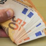 Αυτοκίνητο πήρε φωτιά εν κινήσει στην Κόρινθο – Δείτε βίντεο