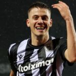 Η Στεάουα νίκησε 2-0 στο πρωτάθλημα και είναι μόνη στην κορυφή πριν φιλοξενήσει τον ΠΑΟΚ