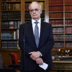 Νίκος Πλακιάς για τον ανασχηματισμό: «Όποιος και να ήταν υπουργός θα έφερνε τα παιδιά μου πίσω;»