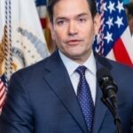 Σι Τζινπίνγκ σε ξένους επενδυτές: Οι πόρτες της Κίνας «θα ανοίγουν ολοένα πιο διάπλατα»